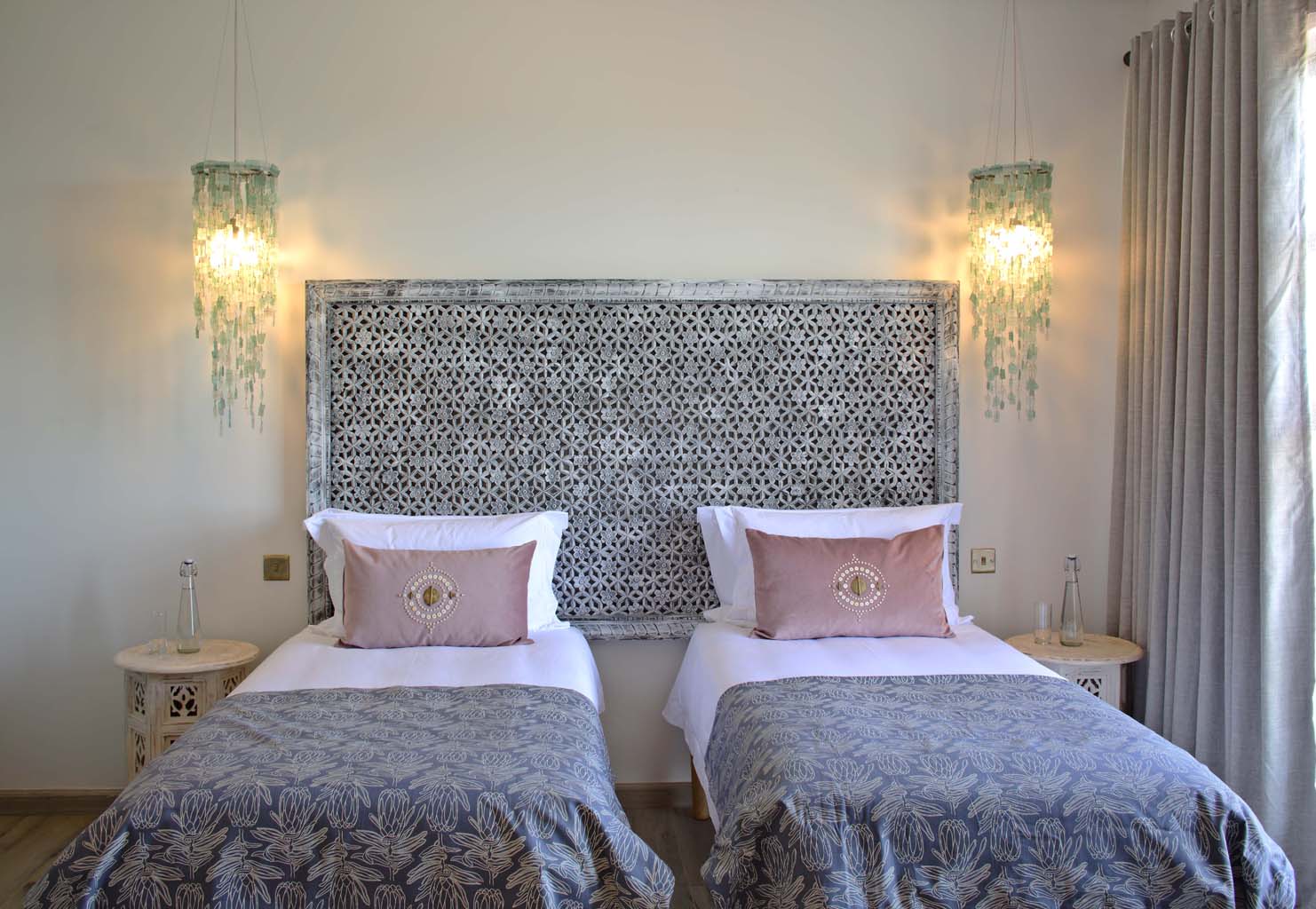 Tumbled Glass Pendant - Medium